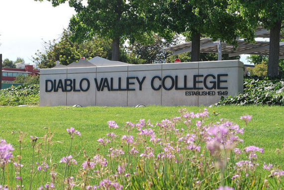 迪亚波罗山谷学院 Diablo Valley College